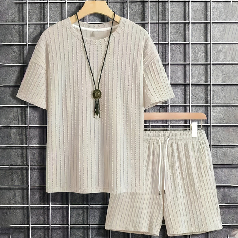 2-teiliges Sommer-Set für Herren – T-Shirt mit überschnittenen Schultern und Shorts mit Kordelzug