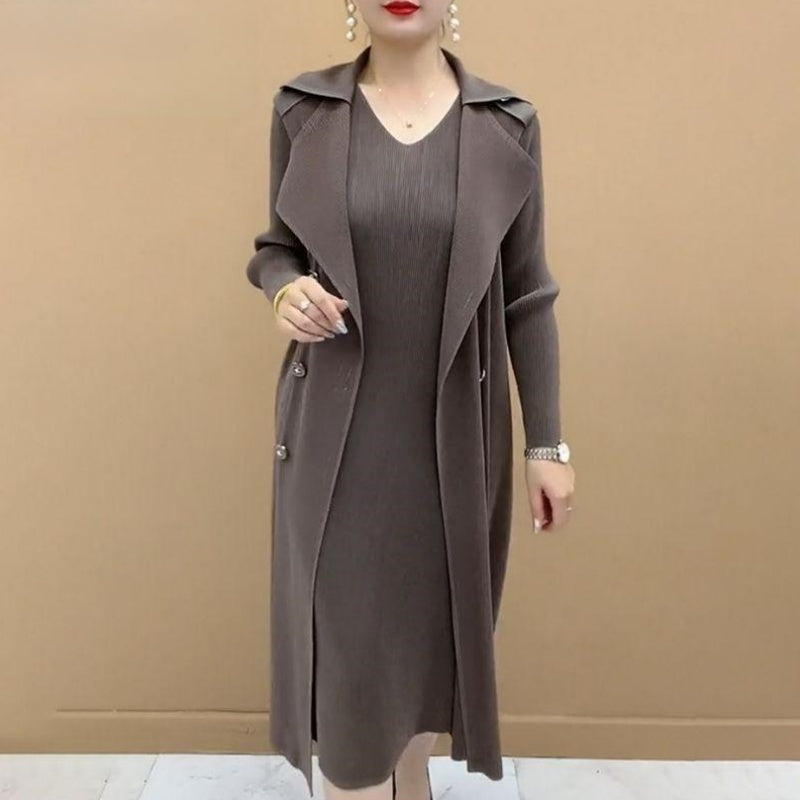 Modischer zweiteiliger Trenchcoat mit plissiertem Anzugkragen