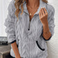 Sweatshirt mit flauschiger Tasche und halbem Reißverschluss