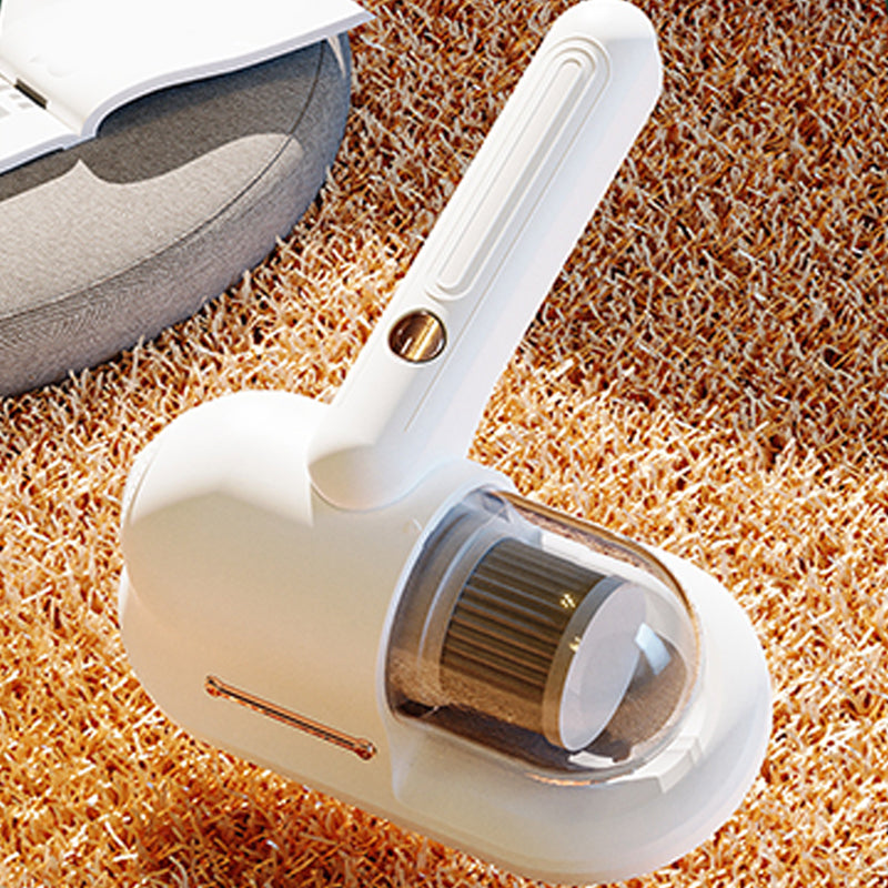 Kabelloser Handstaubsauger gegen Hausstaubmilben