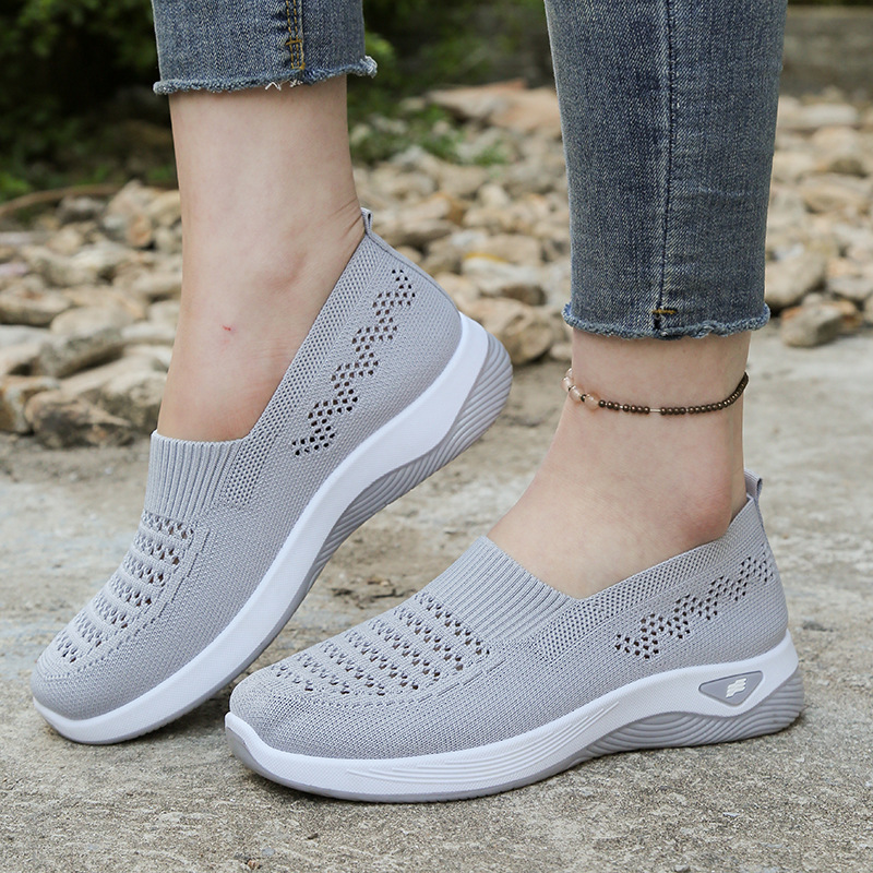 👟 61% RABATT! 🌬️ Atmungsaktive Mesh-Slipper für Damen – Leicht, flexibel & perfekt für Zuhause und Freizeit ✨