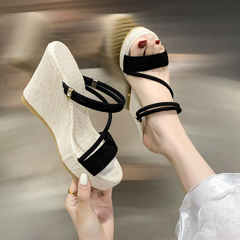 🎁Neu eingetroffen: 50% RABATT💥Keilplatform-Sandalen für Damen— Kostenloser Versand ab zwei Paaren