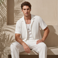Herren-Hemd und Hose mit Rippstruktur