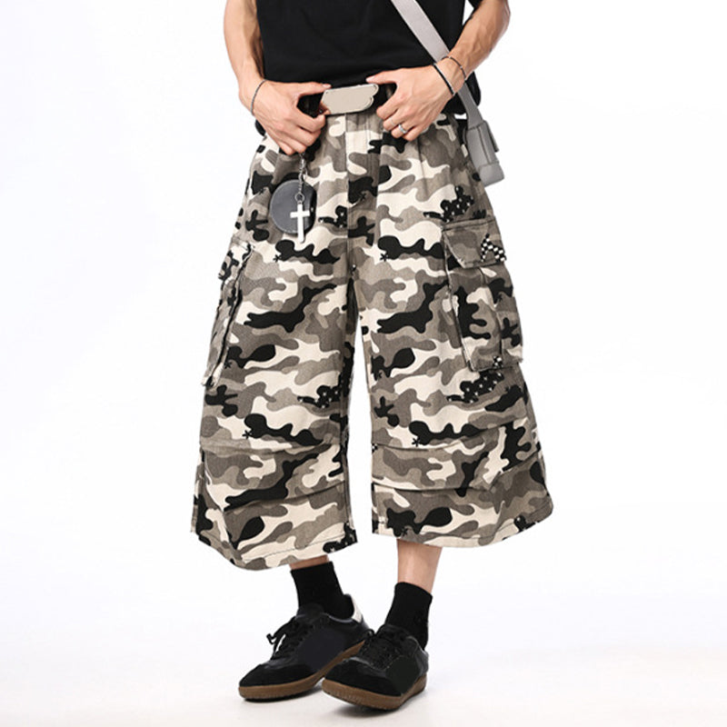 Unisex-Cargoshorts mit weitem Bein und Camouflage-Muster