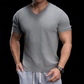 👕 50% RABATT! ✨ Atmungsaktives V-Ausschnitt Strick-T-Shirt – Strukturiert & sportlicher Schnitt – Perfekt für Gym, Streetstyle oder den Alltag – bequem & vielseitig 🏋️🔥