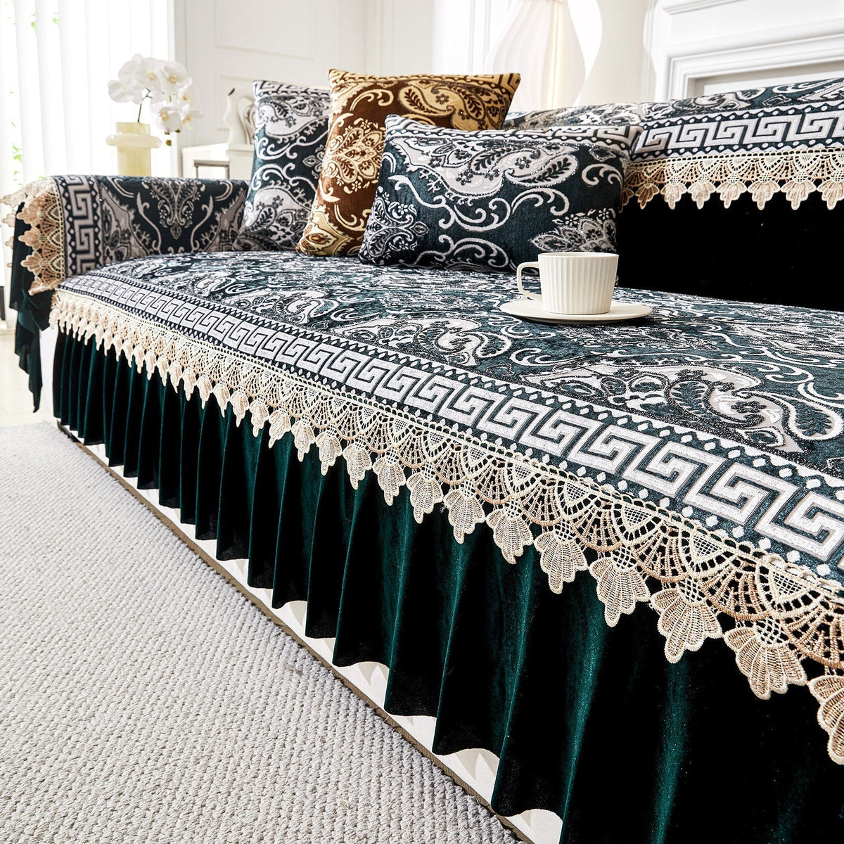 50% RABATT! 🛋️ Sofakissen mit europäischem Blumenmuster & Volant – romantisch & dekorativ für Couch & Sessel